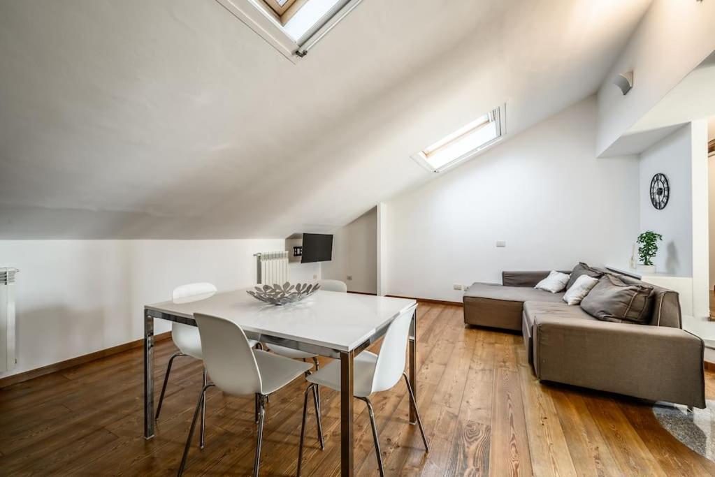 Buenos Aires' Nest - 10 Minutes From Duomo With Terrace Apartment Milano Exterior foto